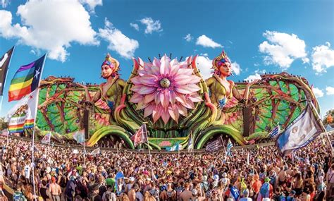 electric daisy carnival.